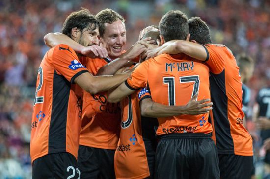 Roar plan to go all out for Wanderers