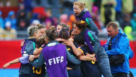 Meeks’ and Mini’s pinpoint passing powers Matildas